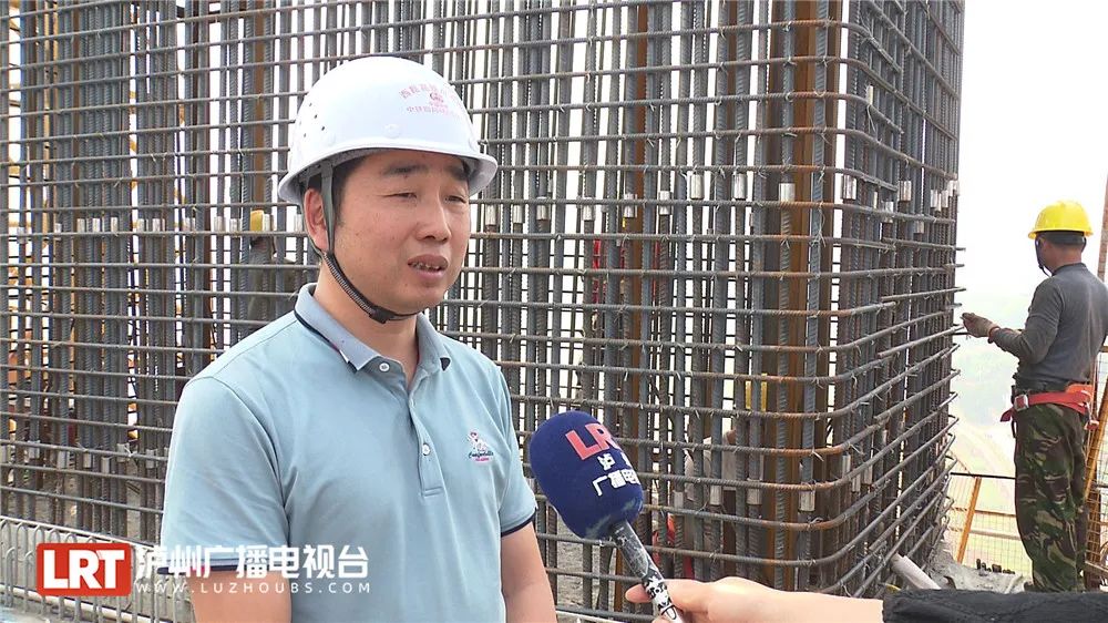 渝昆高铁川渝段泸州沱江特大桥40号主墩连续梁1号节段浇筑完成(图3)