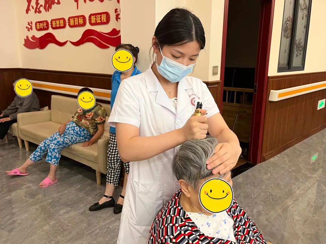【点赞】杵针！龙马潭区中医院再获专家盛赞，已惠及4万余名患者