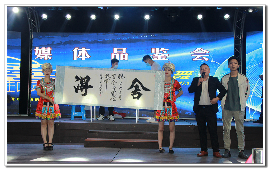 IMG_8877_副本_副本.jpg