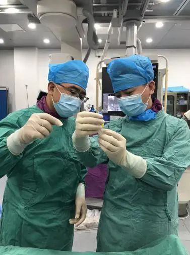 西南医大附院成功为一例高难度食管癌患者完成DSA引导下经皮胃造瘘术