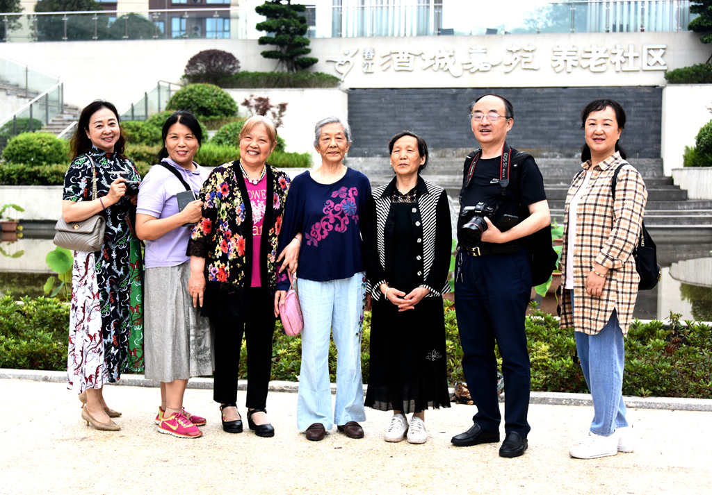 微信图片_20230526175526_副本.jpg