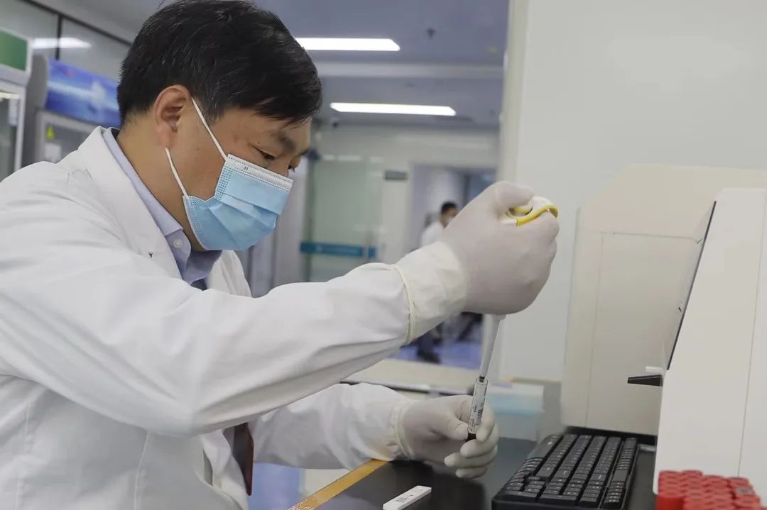 【讲述】建院40周年|两位博士感受最深的是……