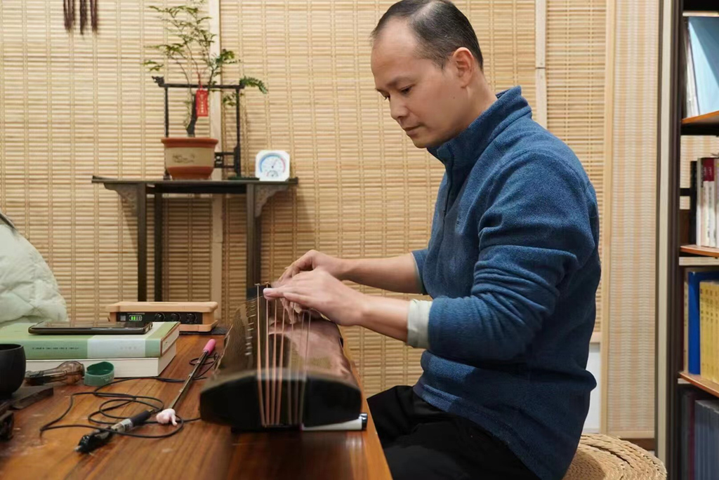 微信图片_20231207220006_副本.jpg